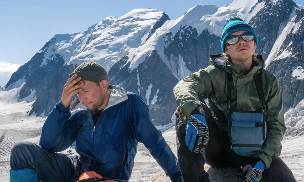 Acute mountain sickness while trekking in nepal