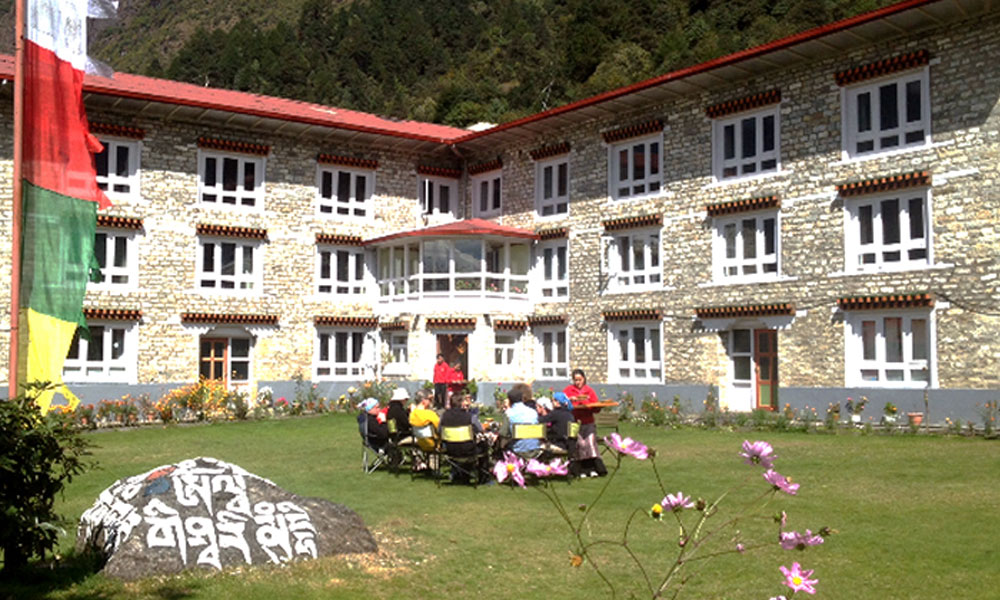 Everest Summit Lodges 