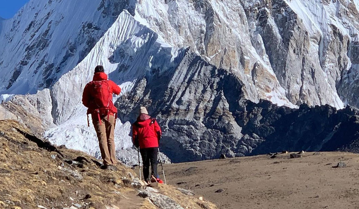 Hiring guide from Lukla -Cost includes