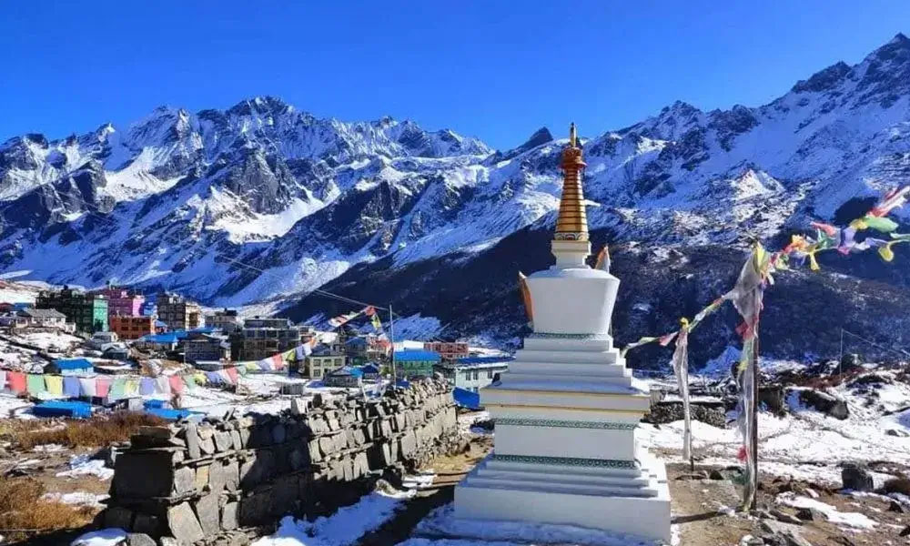 kyanjin-gompa langtang valley trek 8 days