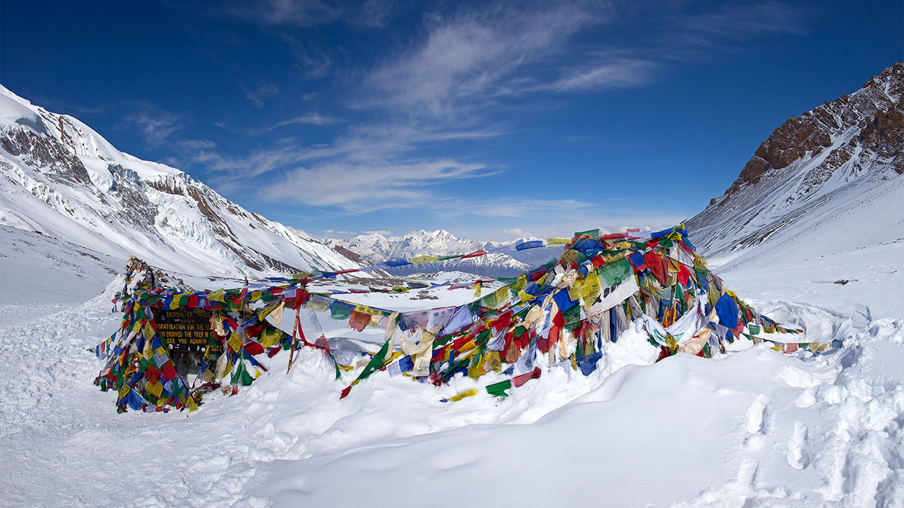 Is It Hard to Cross Thorong La Pass