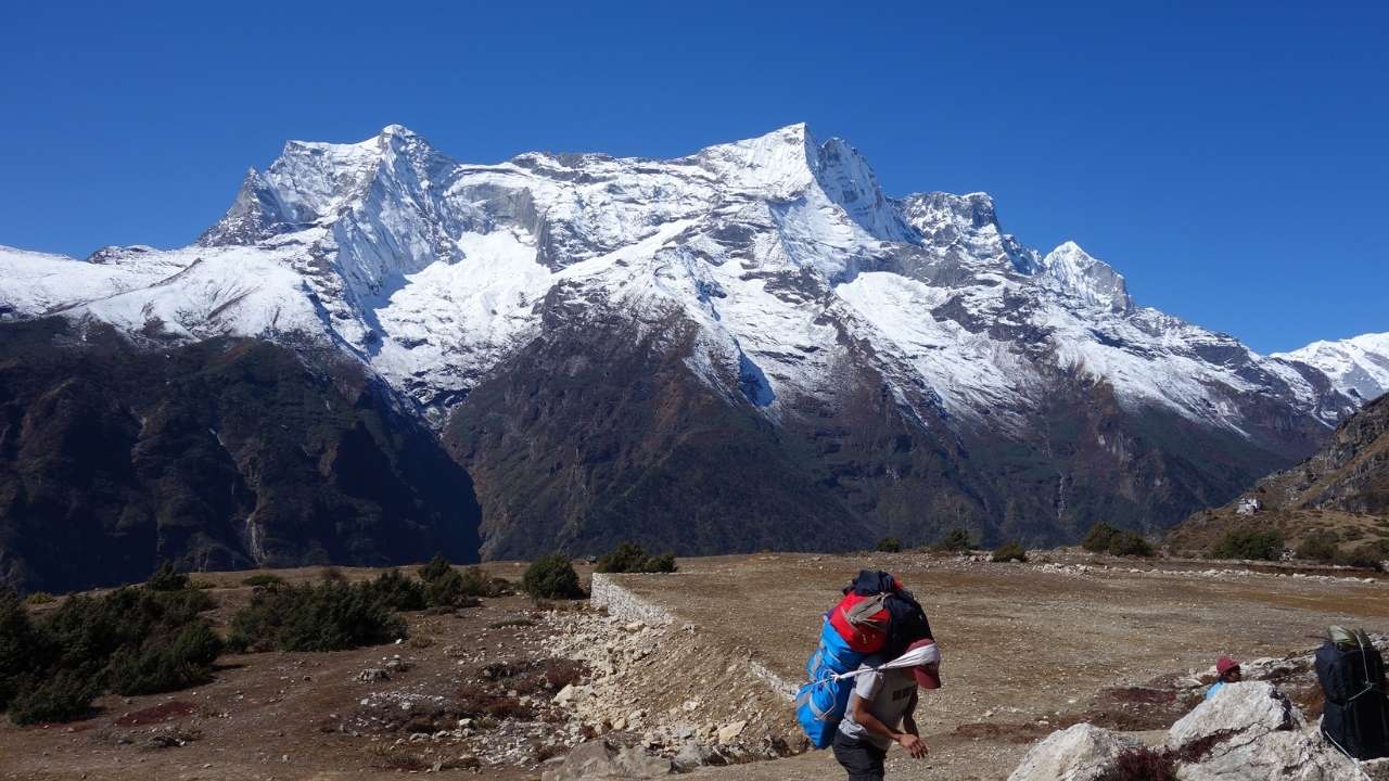 Porter For Everest Base Camp Trek