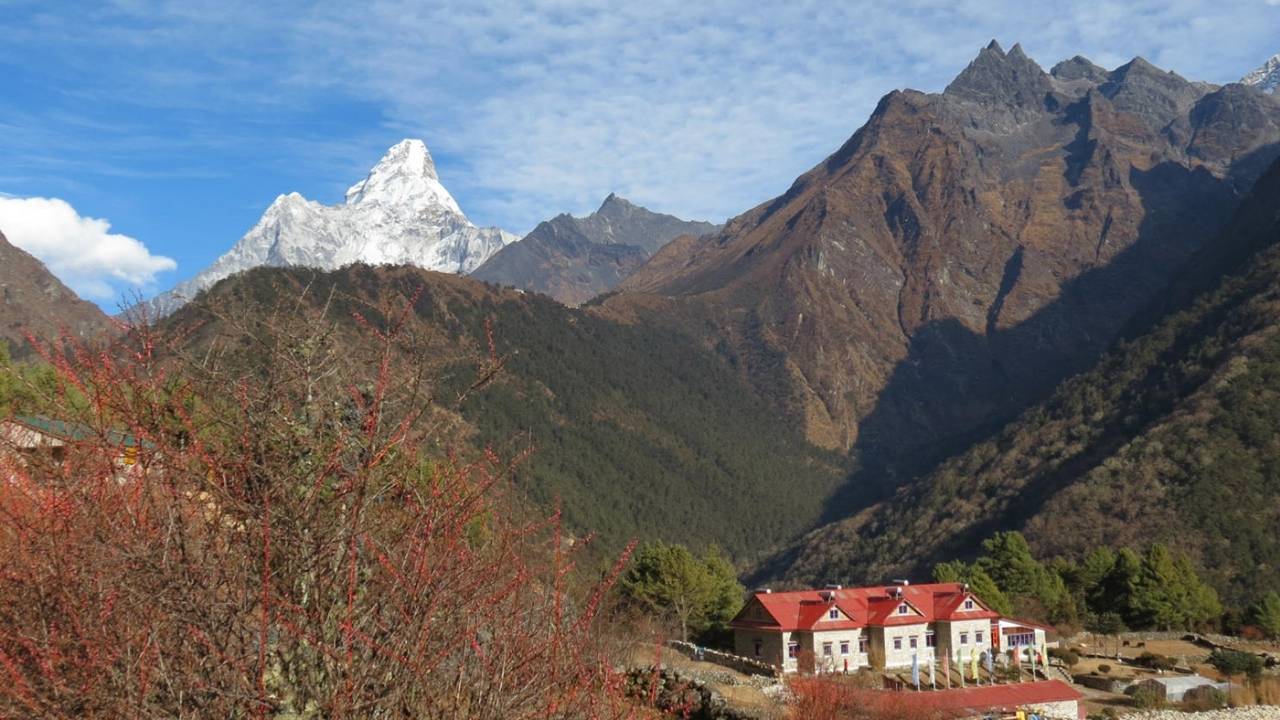 Everest Summit Lodges