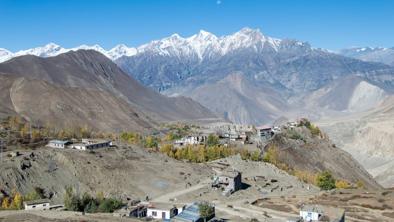 November Annapurna Circuit Trekking Nepal