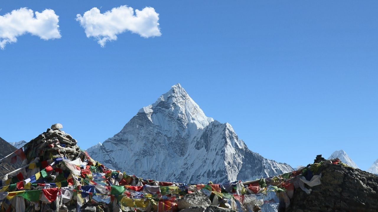 Cheap Everest Base Camp Trek Package