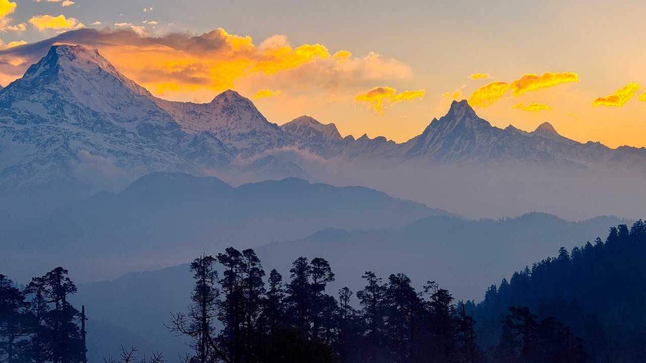 November Weather on Annapurna Circuit Trek Route