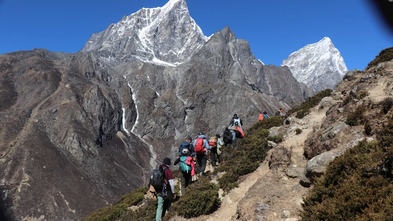 Everest Base Camp Altitude Compared With Other