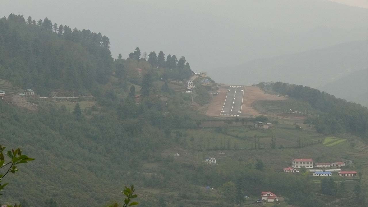 is Lukla flight dangerous