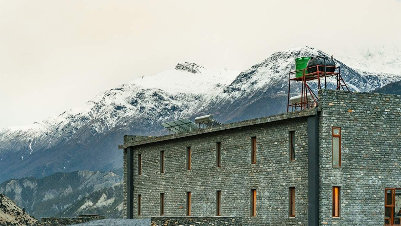 Luxury Mountain Lodge Nepal Manang Lodge