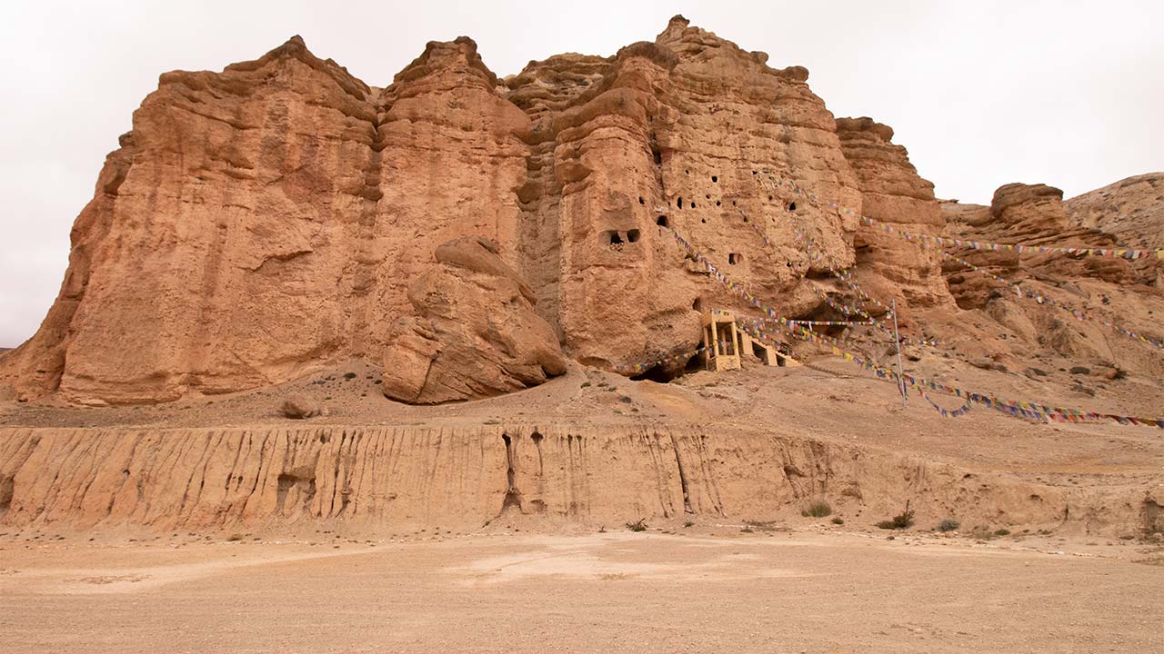 Female Guide For Upper Mustang Trek